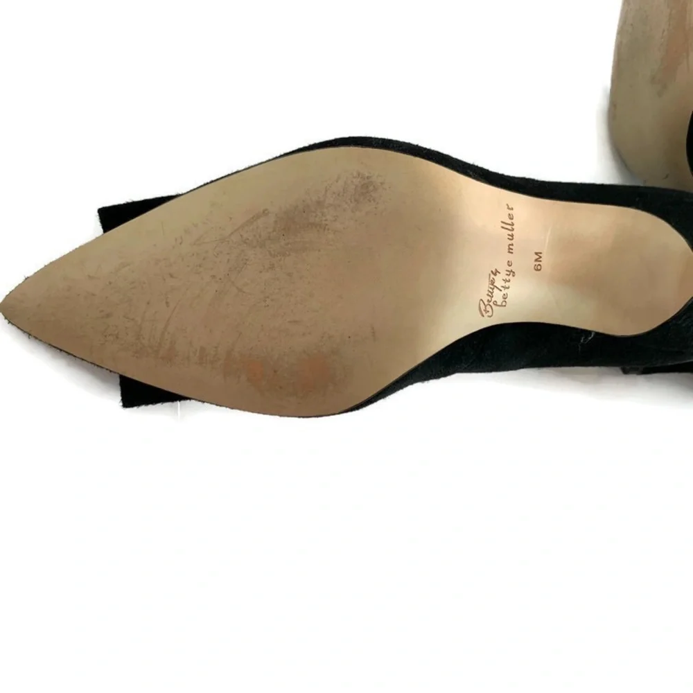 Bettye Muller Black Suede Bow Pumps 3” Heels  Sz 6